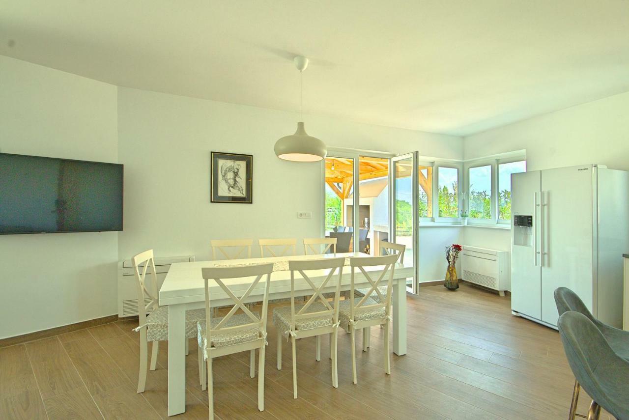 Villa Vespera Rosini Eksteriør billede