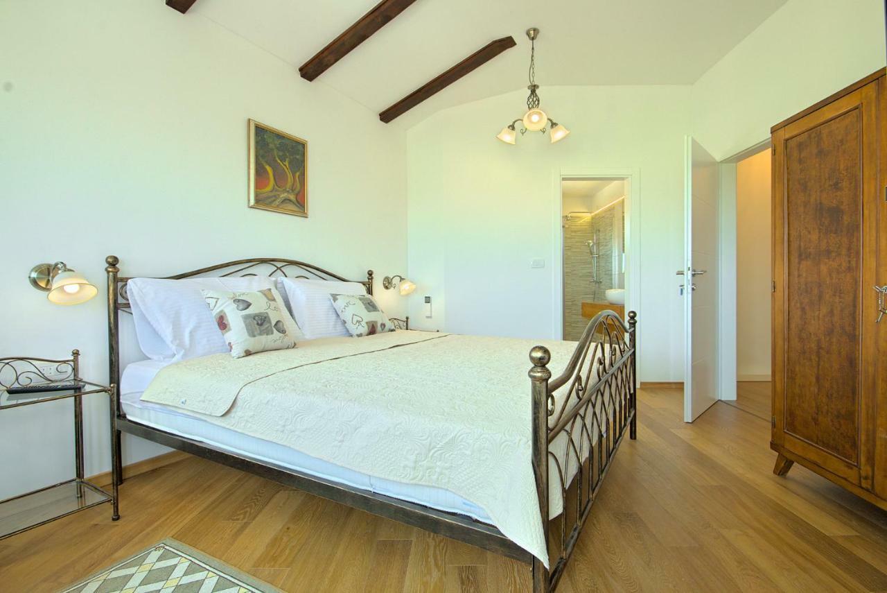 Villa Vespera Rosini Eksteriør billede