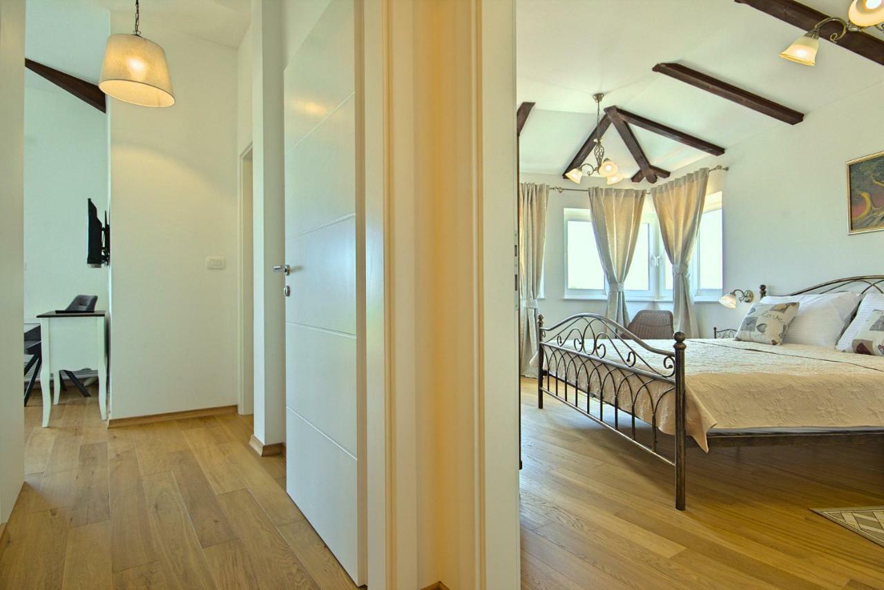 Villa Vespera Rosini Eksteriør billede